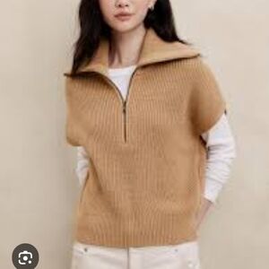 Banana Republic Women's Tan Sweater Vest (SOLD OUT)